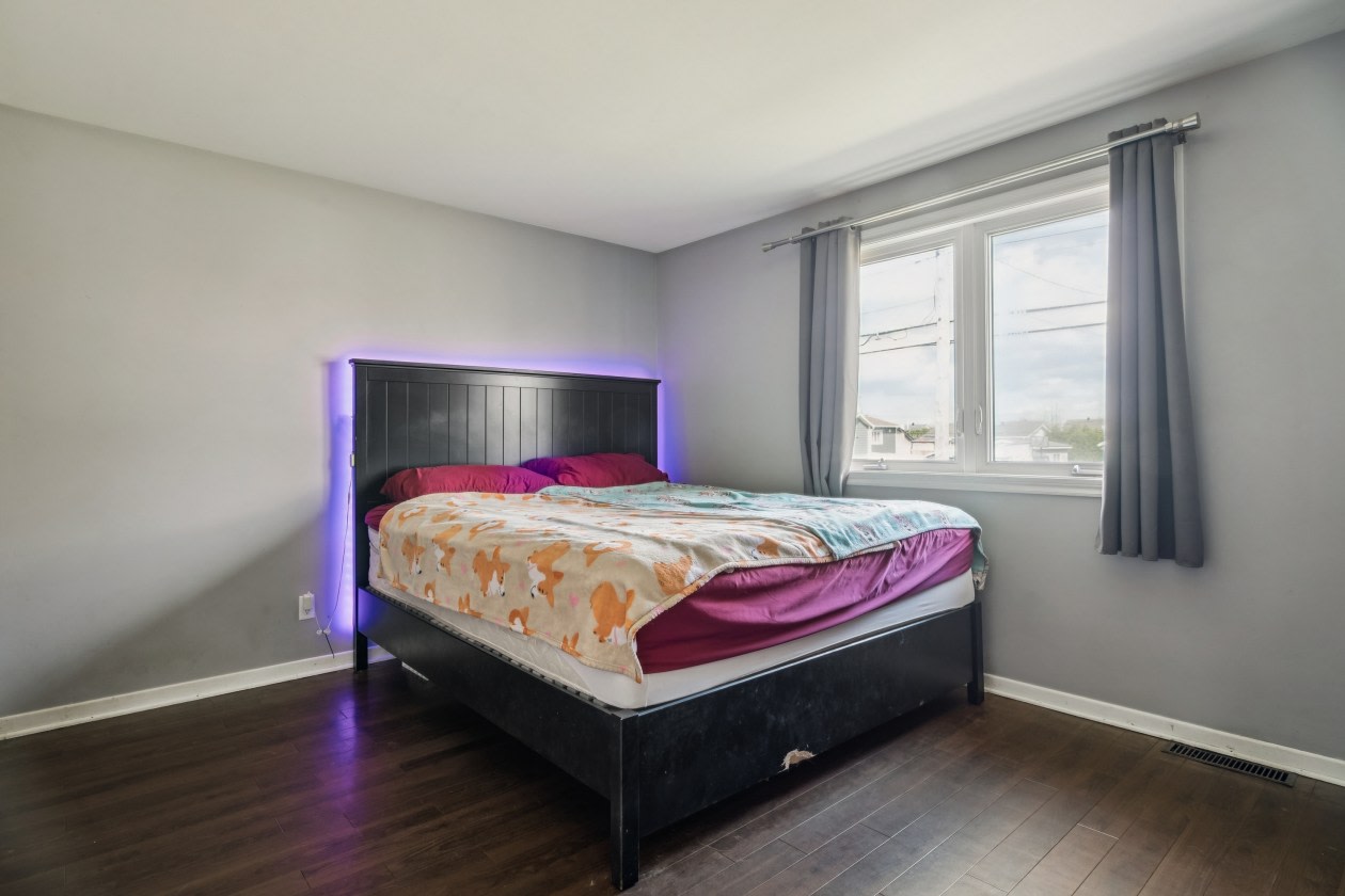 Photo 12 — 1260 Rue Centrale, Sainte-Catherine, J5C 1A2, Sainte-Catherine