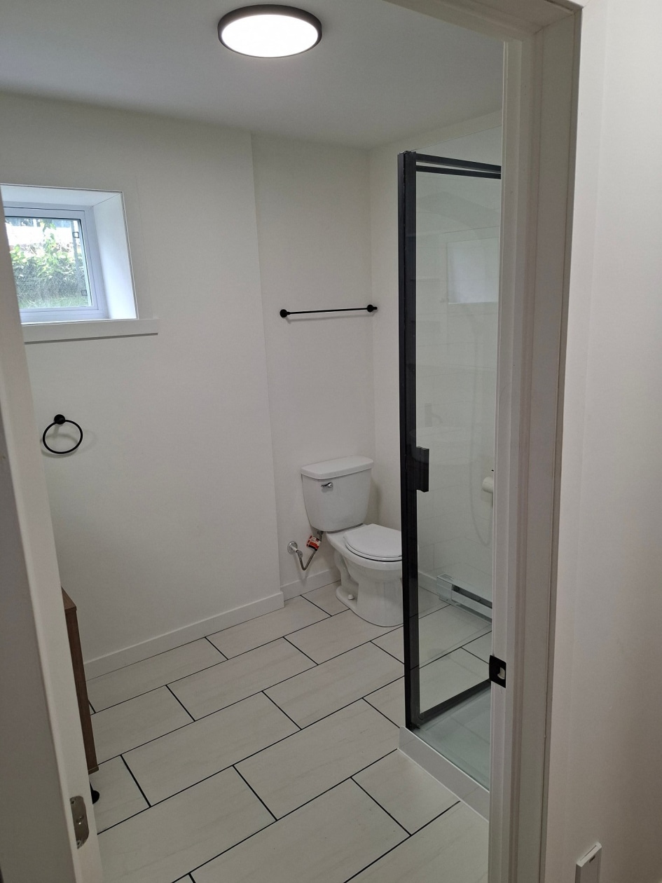 Salle de bains — 1126, Rue des Magnolias, Québec (La Haute-Saint-Charles), G3G3B1, Québec (La Haute-Saint-Charles)
