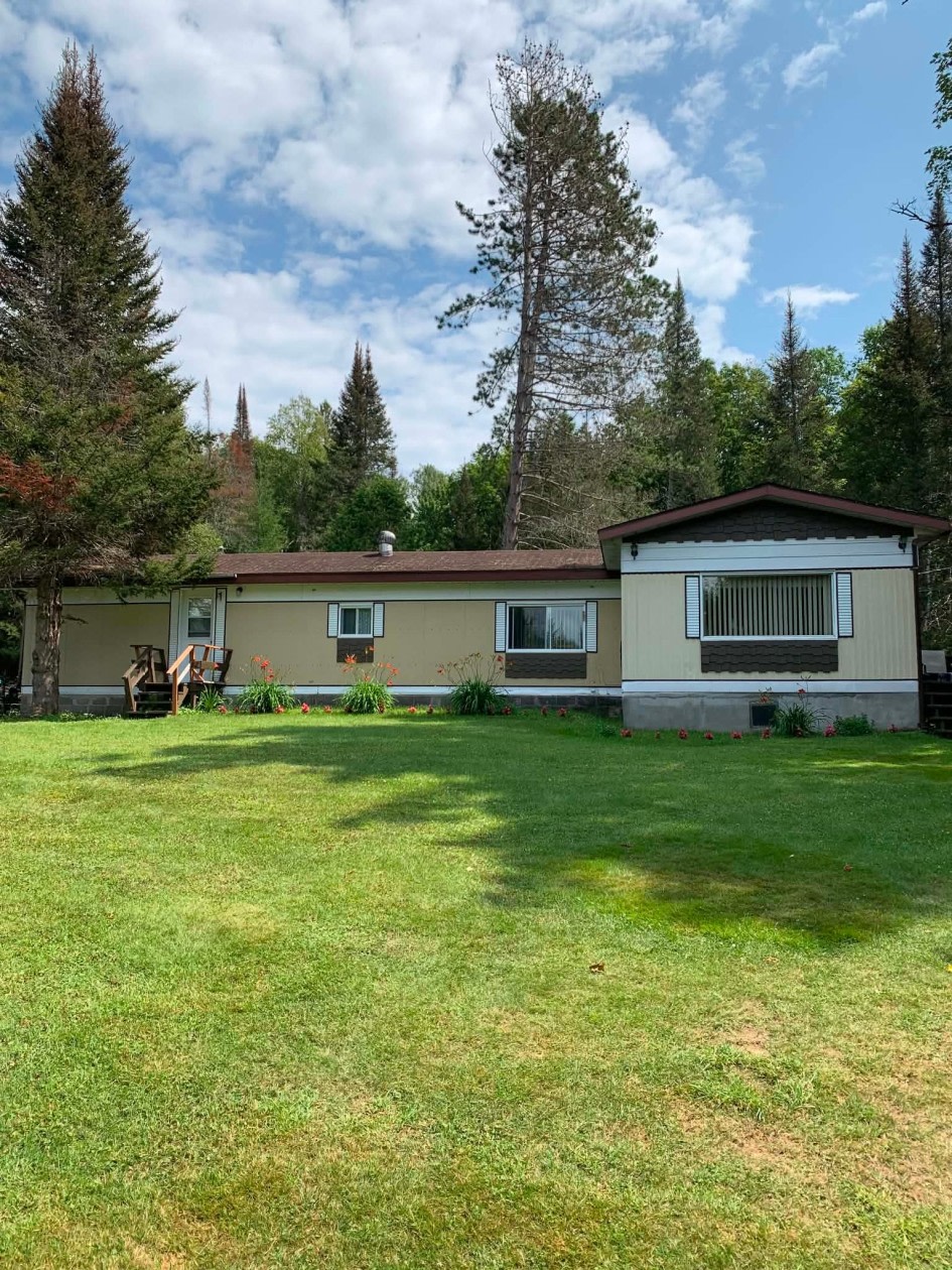 2567 Ch Des Faucons — photo 1