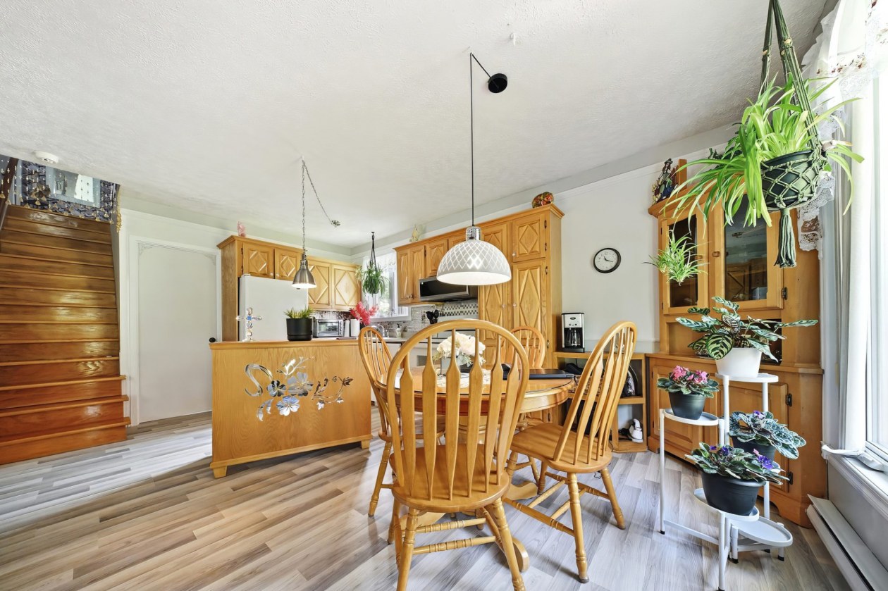 Salle à manger — 250, Ch. du Lac-Caché, Saint-David-de-Falardeau, G0V1C0, Saint-David-de-Falardeau