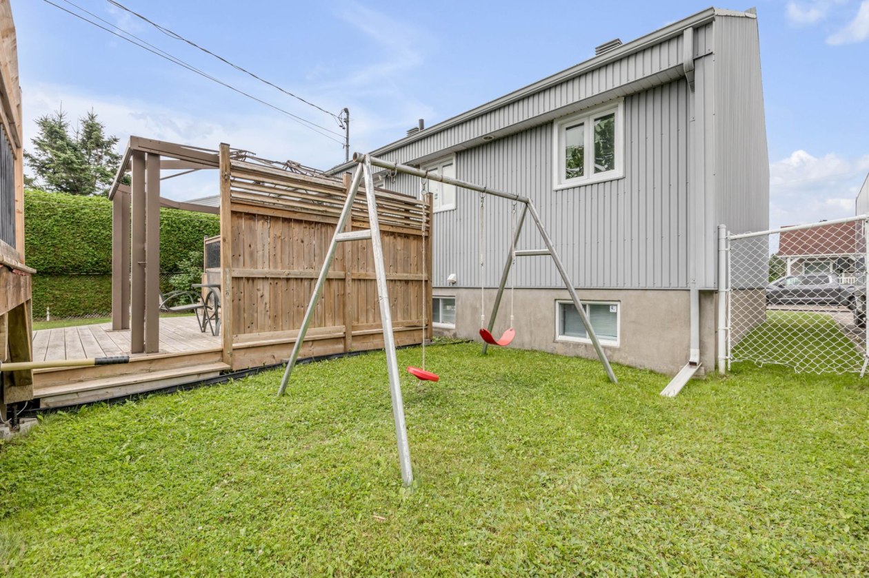 Cour — 34, Rue Glinel, Québec (Beauport), G1B3C4, Québec (Beauport)