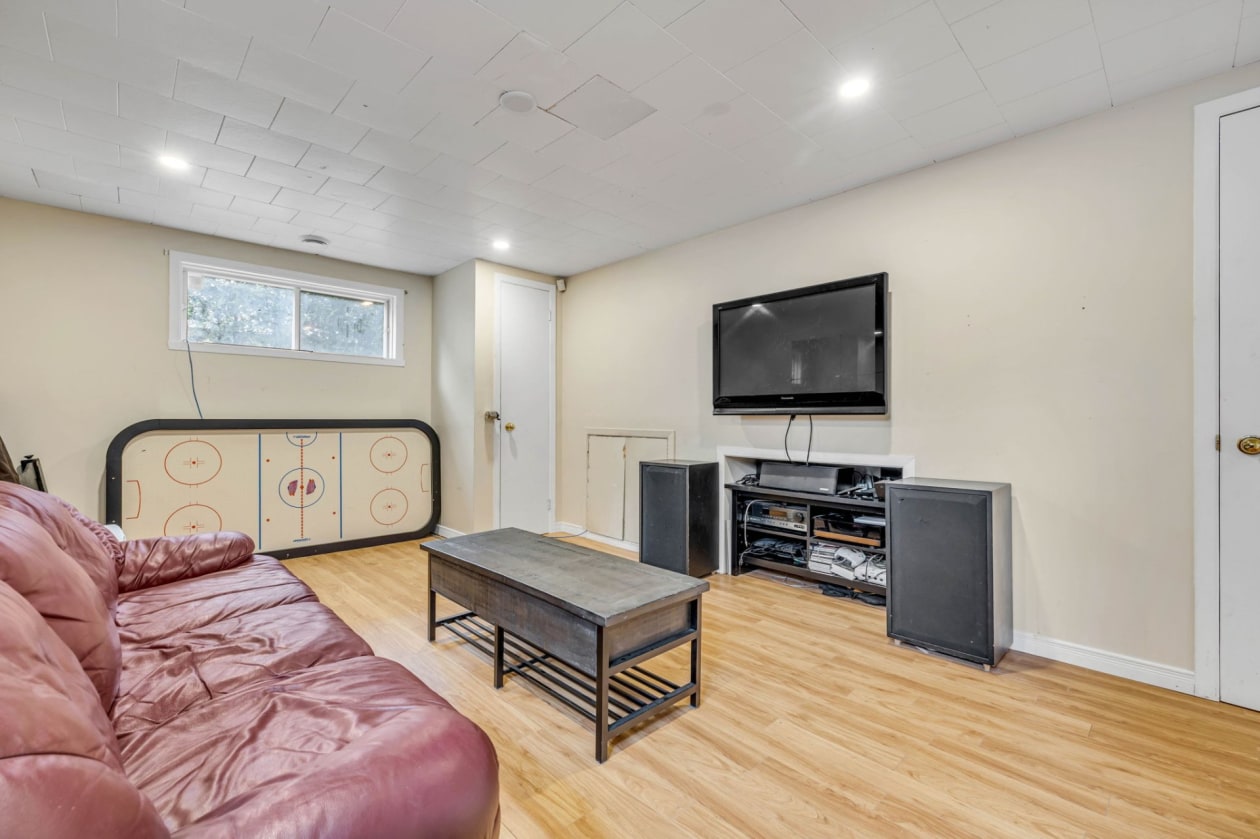 Salle familiale — 34, Rue Glinel, Québec (Beauport), G1B3C4, Québec (Beauport)