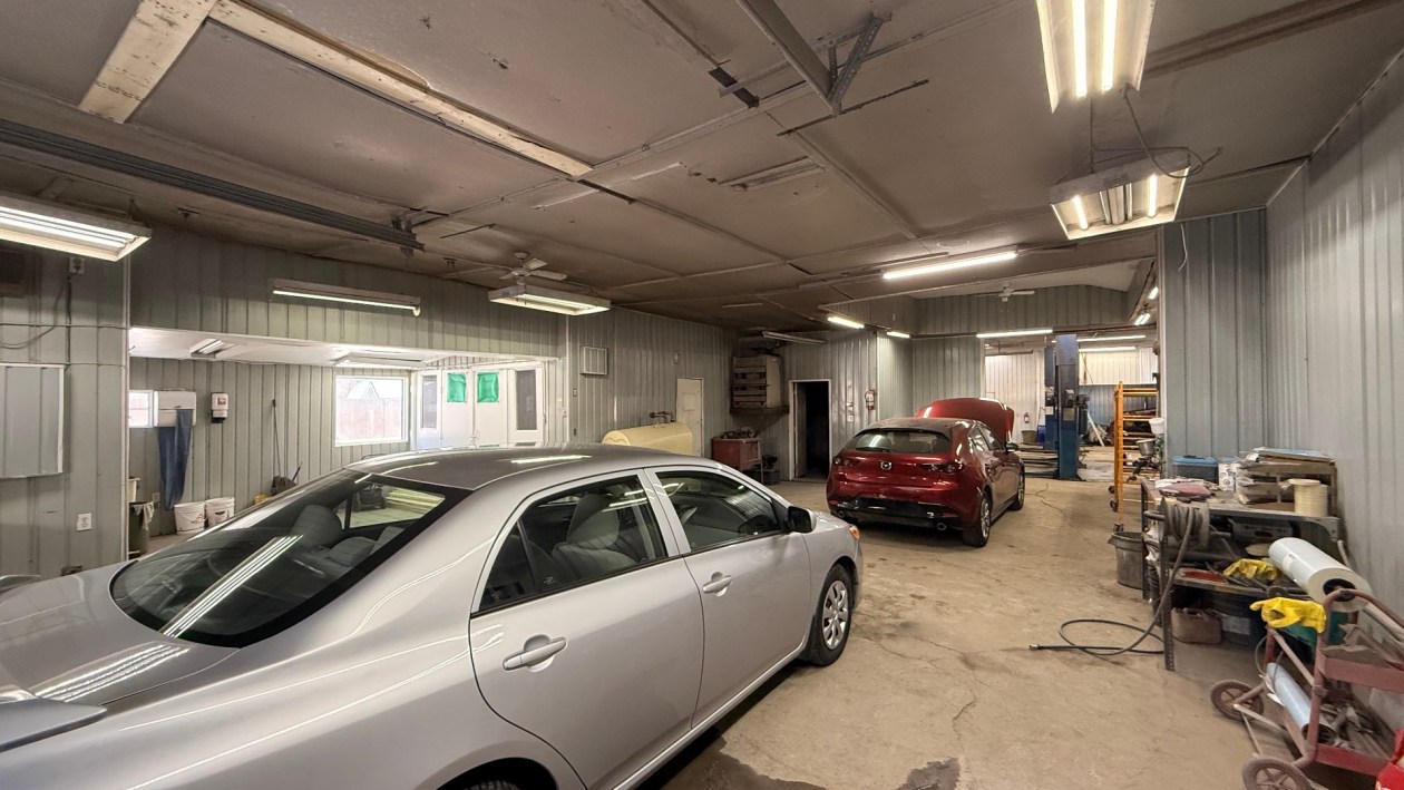 Garage — 525, Rue du Ruisseau-Martin, Trois-Rivières, G8T1E2, Trois-Rivières