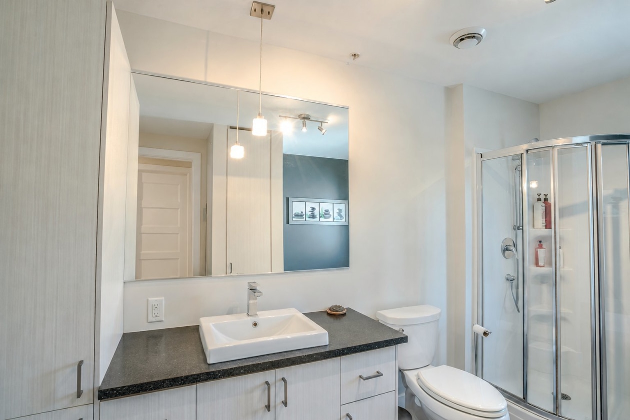 Salle de bains — 1435, Rue Notre-Dame, 207, L'Ancienne-Lorette, G2E3A8, L'Ancienne-Lorette