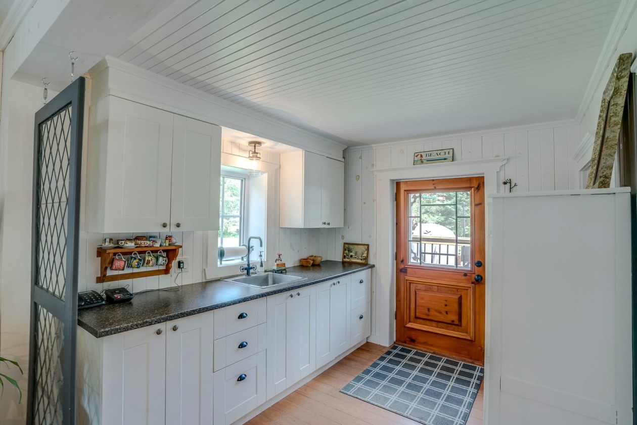 Cuisinette — 148, Rg des Moulanges, Saint-Apollinaire, G0S2E0, Saint-Apollinaire