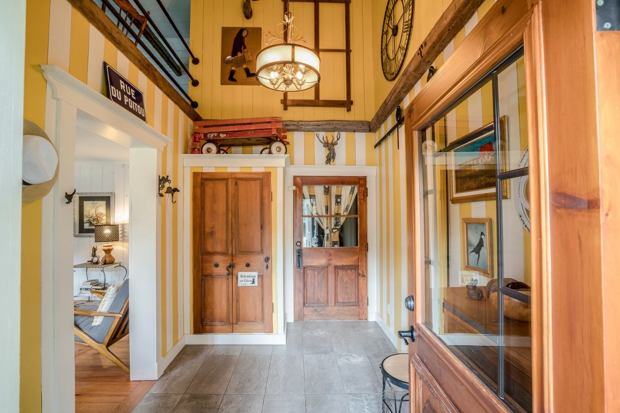 Hall d'entrée — 148, Rg des Moulanges, Saint-Apollinaire, G0S2E0, Saint-Apollinaire