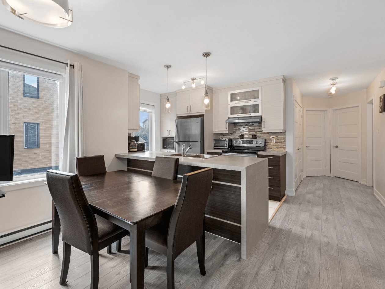 Salle à manger — 2410, Rue Préfontaine, Longueuil (Le Vieux-Longueuil), J4K3Y2, Longueuil (Le Vieux-Longueuil)
