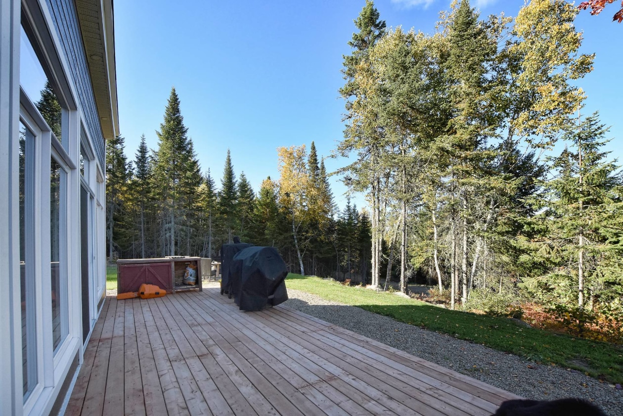 Terrasse — 11, Ch. des Noisettes, Saint-Michel-des-Saints, J0K3B0, Saint-Michel-des-Saints