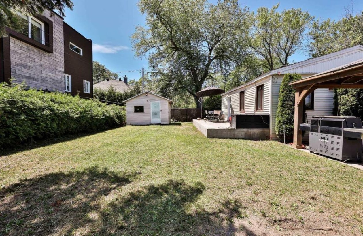 Cour — 5, Tsse Bellefeuille, Laval (Saint-François), H7J1C3, Laval (Saint-François)