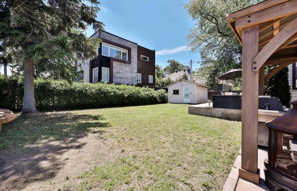 Cour — 5, Tsse Bellefeuille, Laval (Saint-François), H7J1C3, Laval (Saint-François)