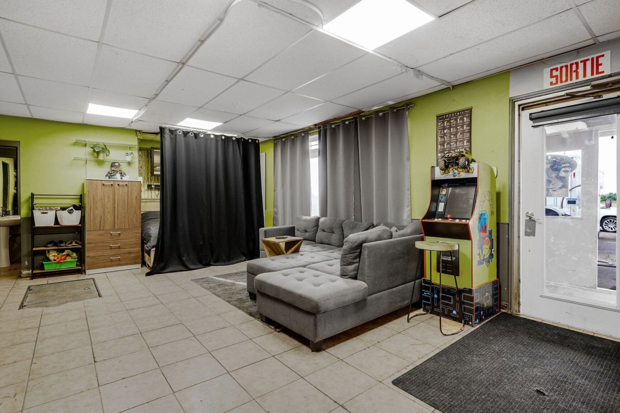 Garage — 4539, Ch. Gascon, Mascouche, J7K3C3, Mascouche