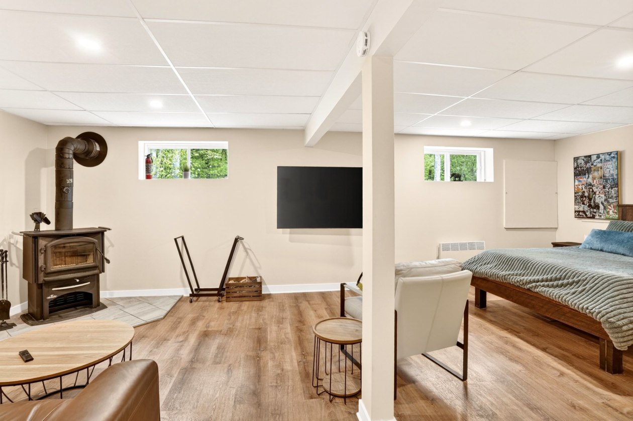 Salle familiale — 112, Rue du Quartier, Sainte-Sophie, J5J0P6, Sainte-Sophie
