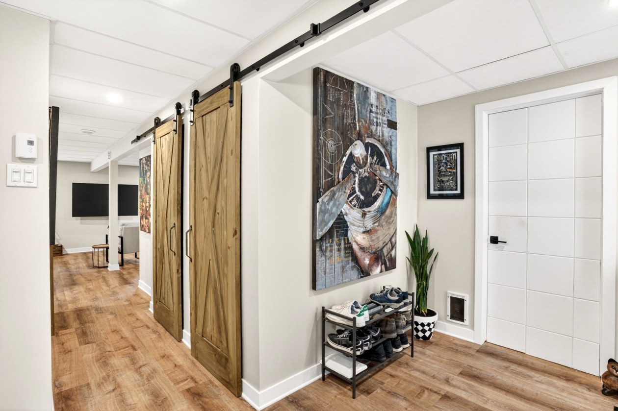 Salle familiale — 112, Rue du Quartier, Sainte-Sophie, J5J0P6, Sainte-Sophie