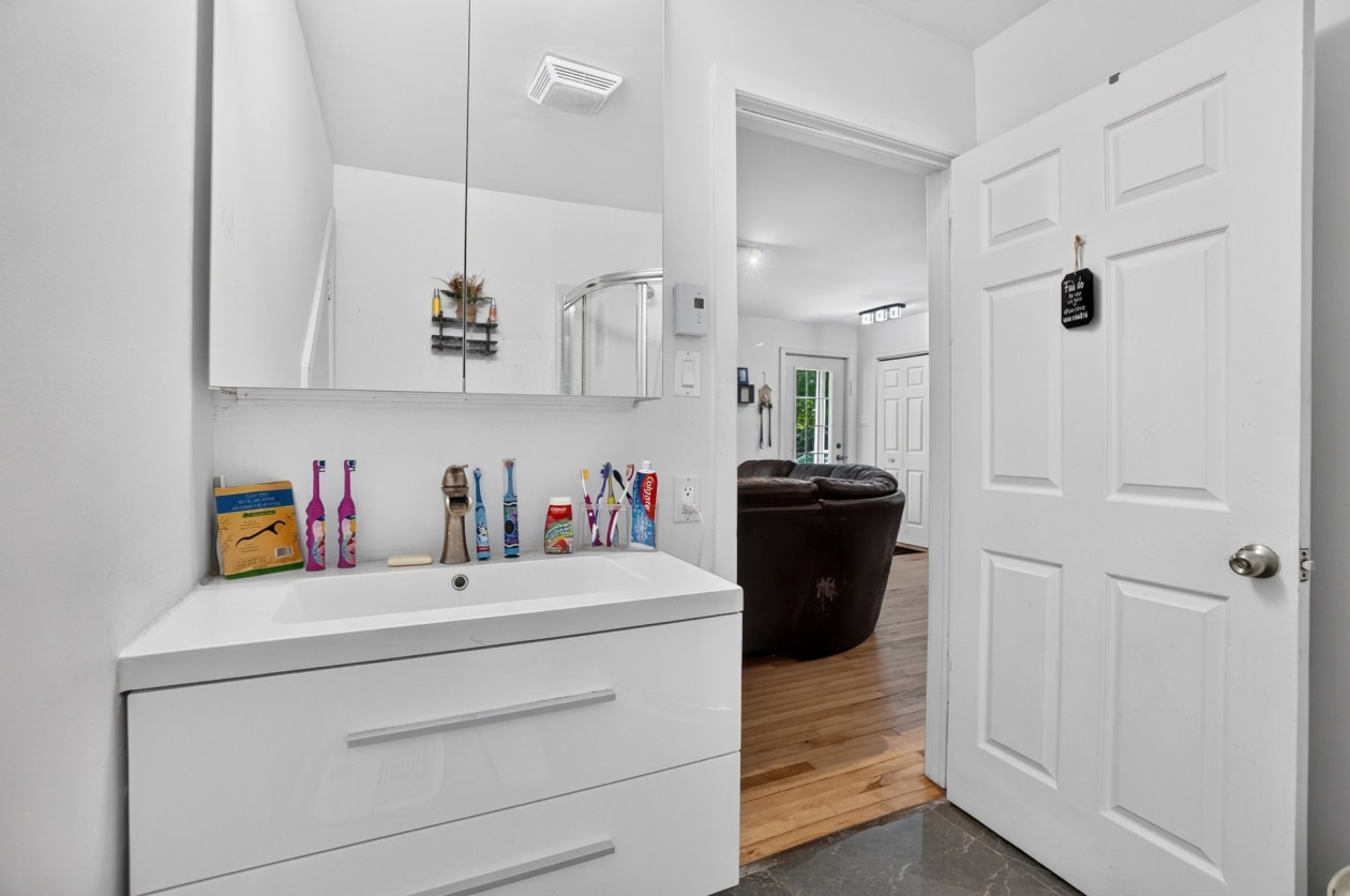 Salle de bains — 21 - 23, Rg St-Léon, Saint-Jean-de-Matha, J0K2S0, Saint-Jean-de-Matha