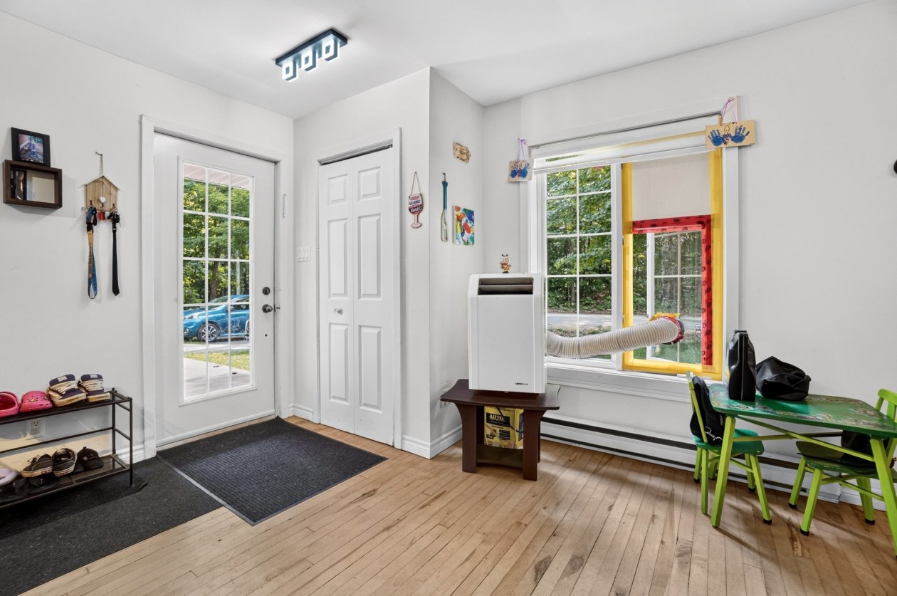 Hall d'entrée — 21 - 23, Rg St-Léon, Saint-Jean-de-Matha, J0K2S0, Saint-Jean-de-Matha