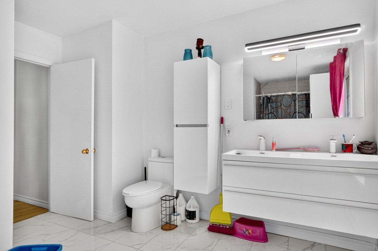 Salle de bains — 21 - 23, Rg St-Léon, Saint-Jean-de-Matha, J0K2S0, Saint-Jean-de-Matha