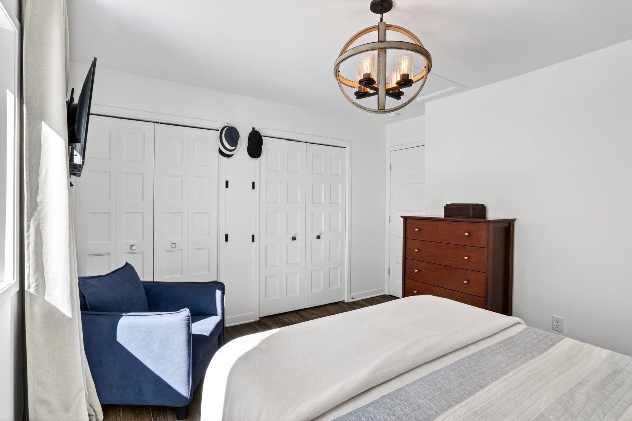 Chambre à coucher principale — 409, Rue des Étoiles, Saint-Hippolyte, J8A0L7, Saint-Hippolyte