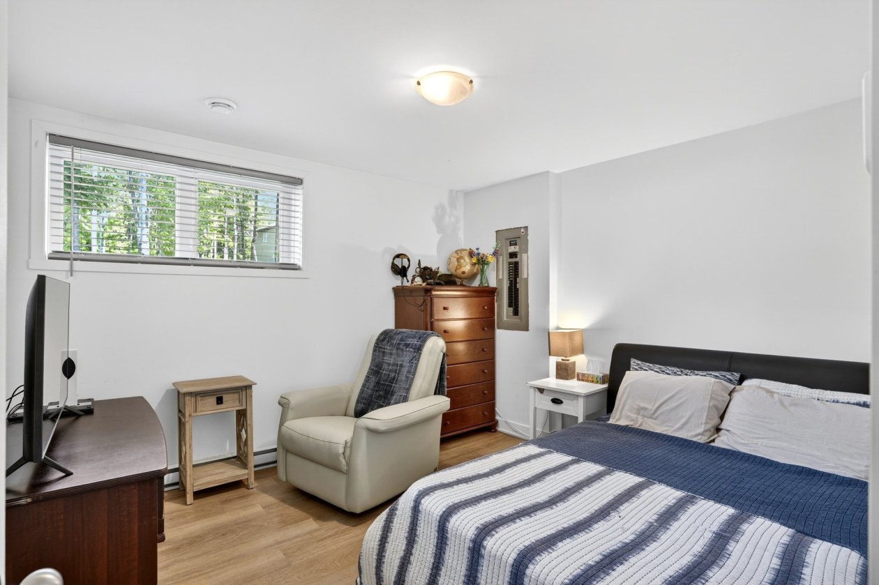 Chambre à coucher — 409, Rue des Étoiles, Saint-Hippolyte, J8A0L7, Saint-Hippolyte