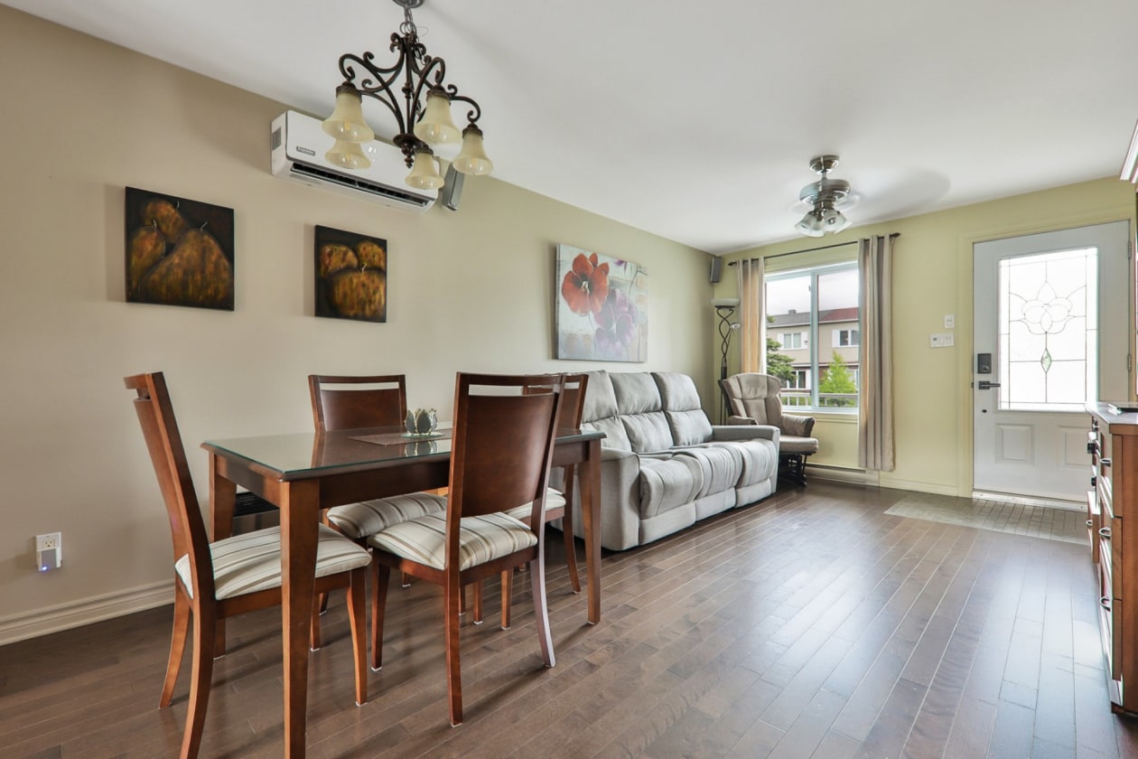 Salle à manger — 8377, Rue Marius-Barbeau, Laval (Saint-François), H7A3N8, Laval (Saint-François)