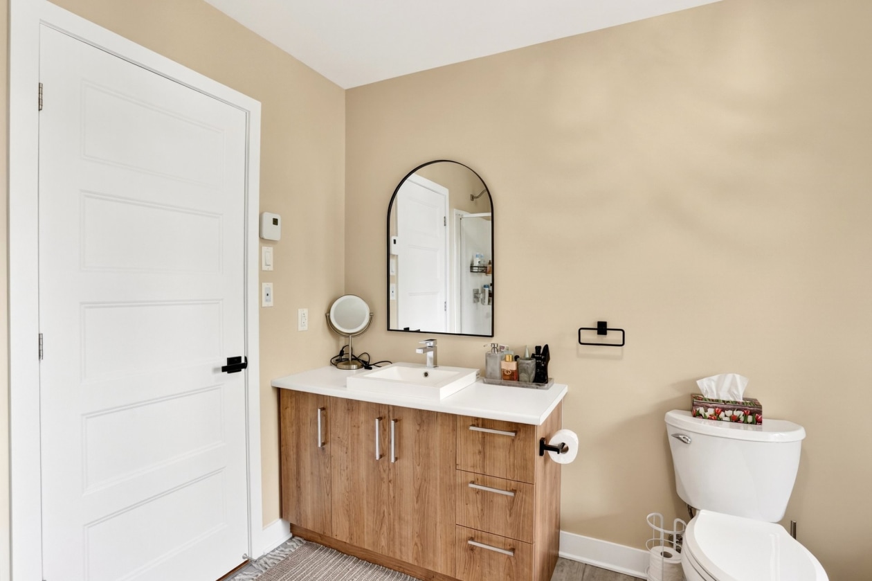 Salle de bains — 112, Rue du Quartier, Sainte-Sophie, J5J0P6, Sainte-Sophie