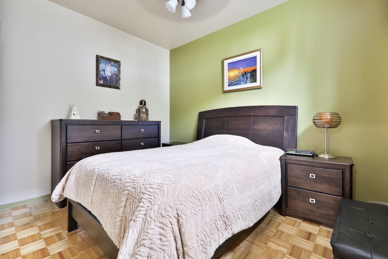 Chambre à coucher — 8377, Rue Marius-Barbeau, Laval (Saint-François), H7A3N8, Laval (Saint-François)