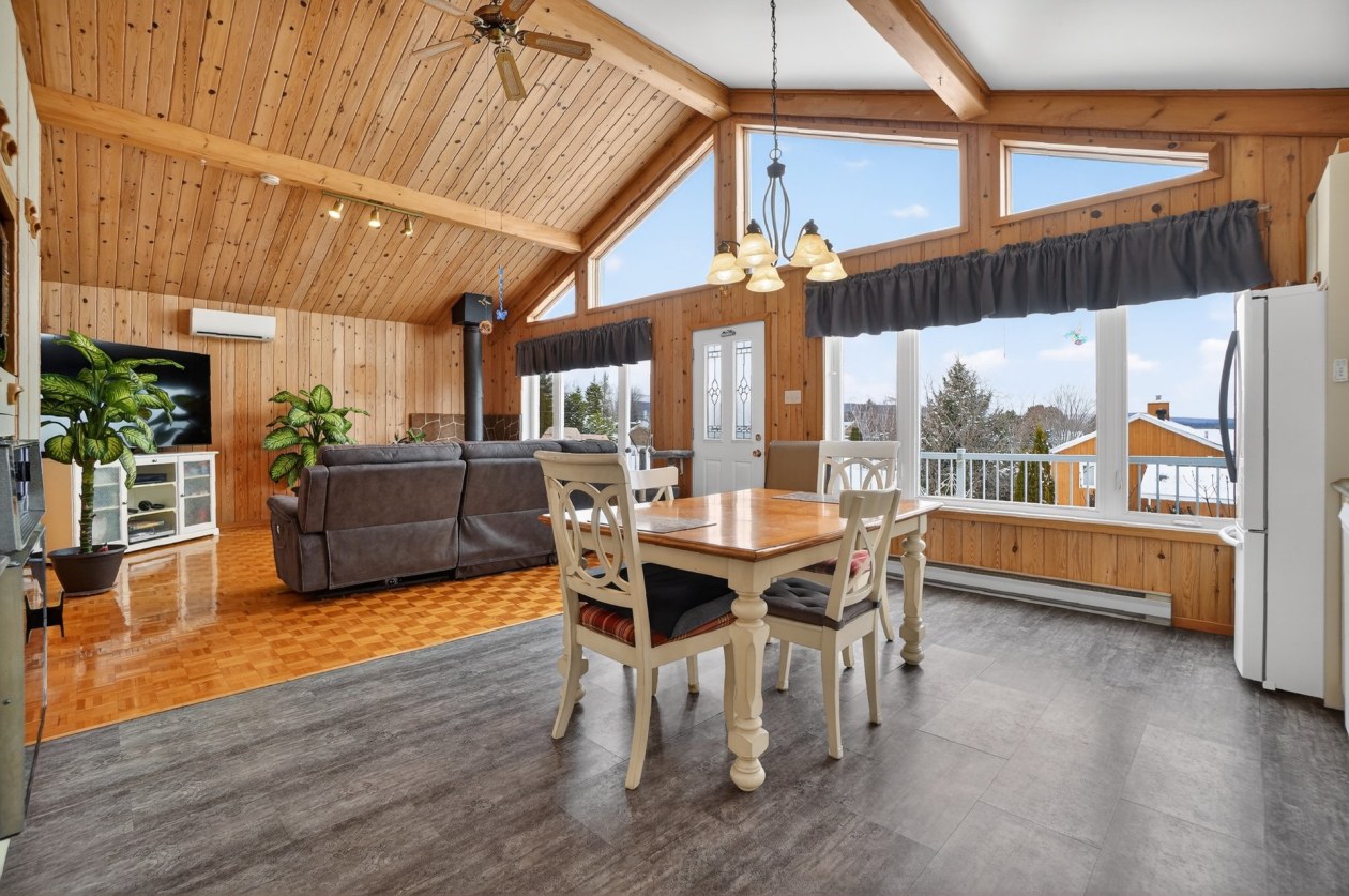 Salle à manger — 274, 1re avenue du Domaine-Morin, Saint-Gabriel-de-Brandon, J0K2N0, Saint-Gabriel-de-Brandon