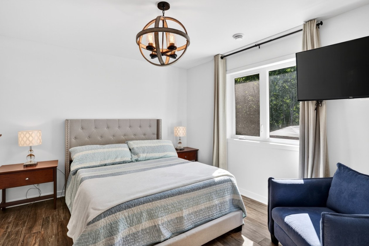 Chambre à coucher principale — 409, Rue des Étoiles, Saint-Hippolyte, J8A0L7, Saint-Hippolyte