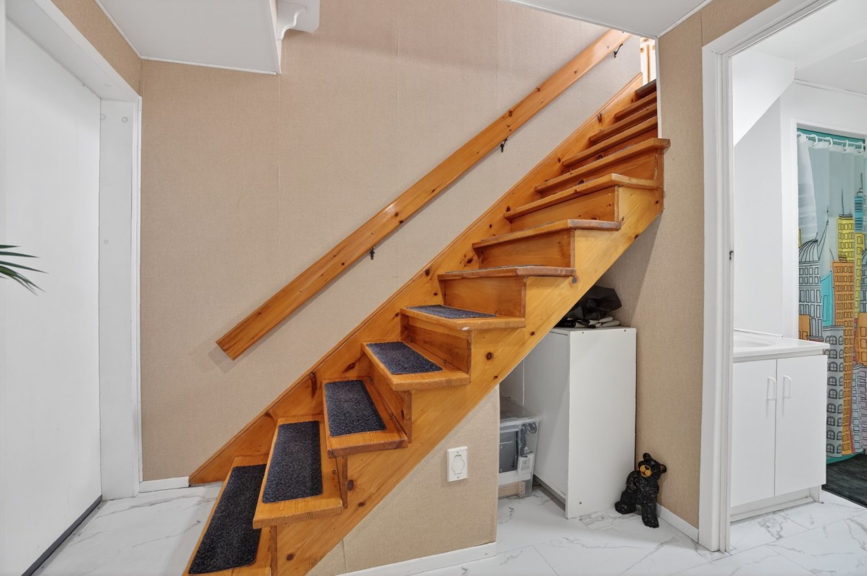 Escalier — 274, 1re avenue du Domaine-Morin, Saint-Gabriel-de-Brandon, J0K2N0, Saint-Gabriel-de-Brandon