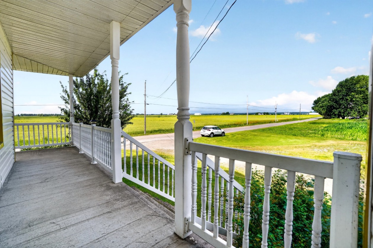 Entrée extérieure — 960, Mtée Ouest, Saint-Barthélemy, J0K1X0, Saint-Barthélemy