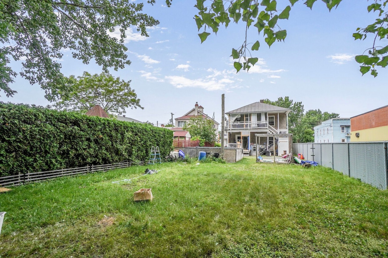 Face arrière — 251 - 253, Rue De Frontenac, Berthierville, J0K1A0, Berthierville