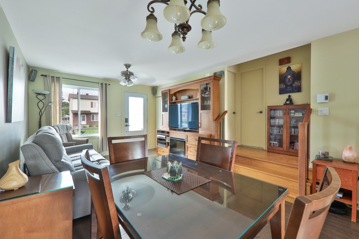 Salle à manger — 8377, Rue Marius-Barbeau, Laval (Saint-François), H7A3N8, Laval (Saint-François)