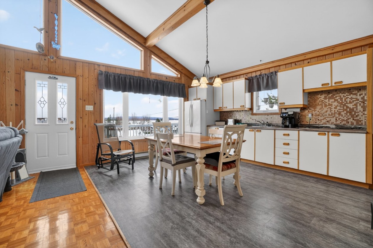 Salle à manger — 274, 1re avenue du Domaine-Morin, Saint-Gabriel-de-Brandon, J0K2N0, Saint-Gabriel-de-Brandon