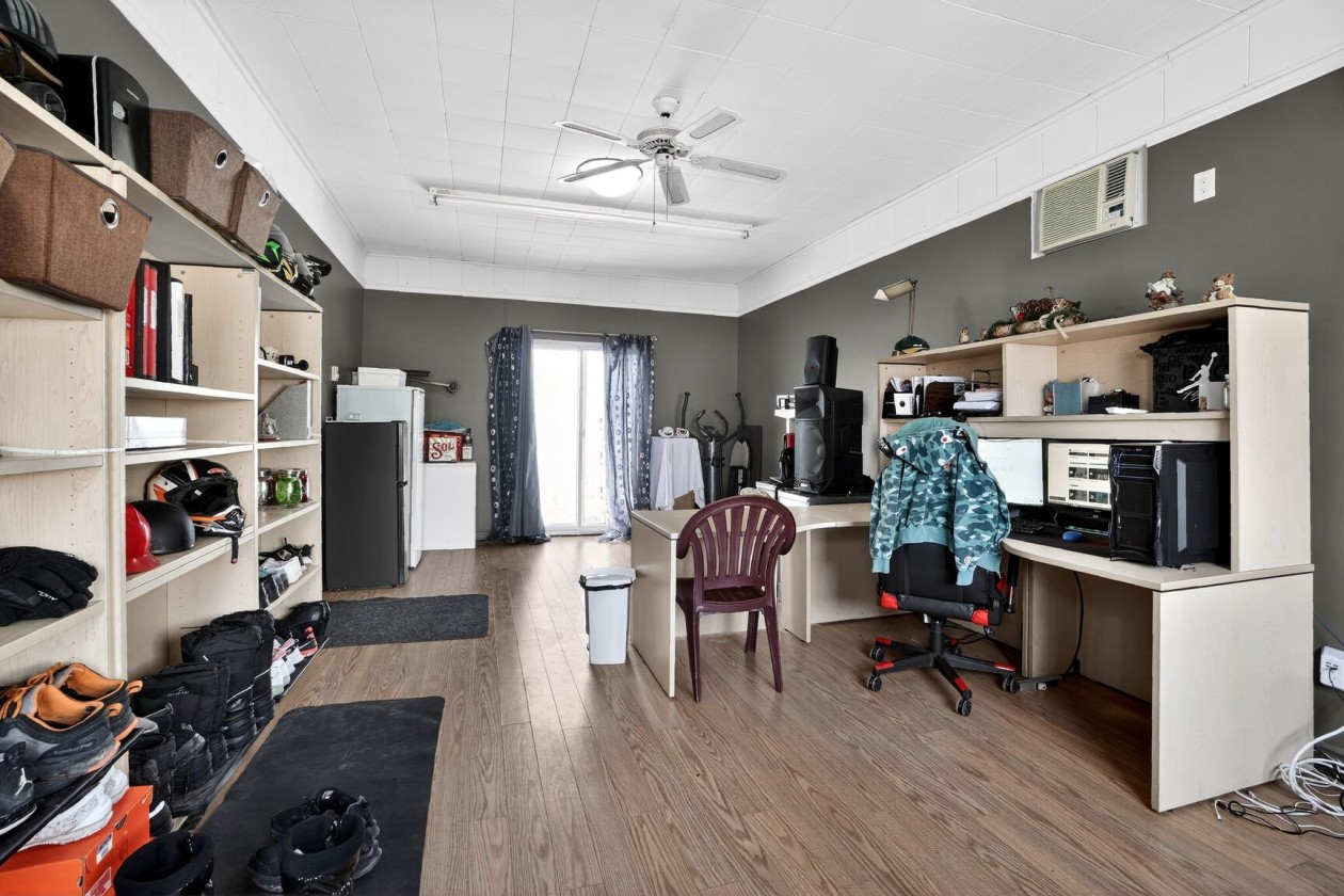 Bureau — 648, Route De Lotbinière, Vaudreuil-Dorion, J7V0H4, Vaudreuil-Dorion
