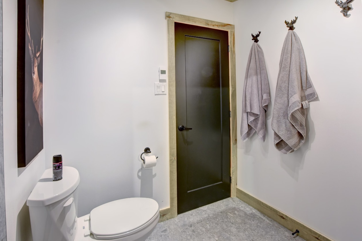 Salle de bains — 11, Ch. des Noisettes, Saint-Michel-des-Saints, J0K3B0, Saint-Michel-des-Saints