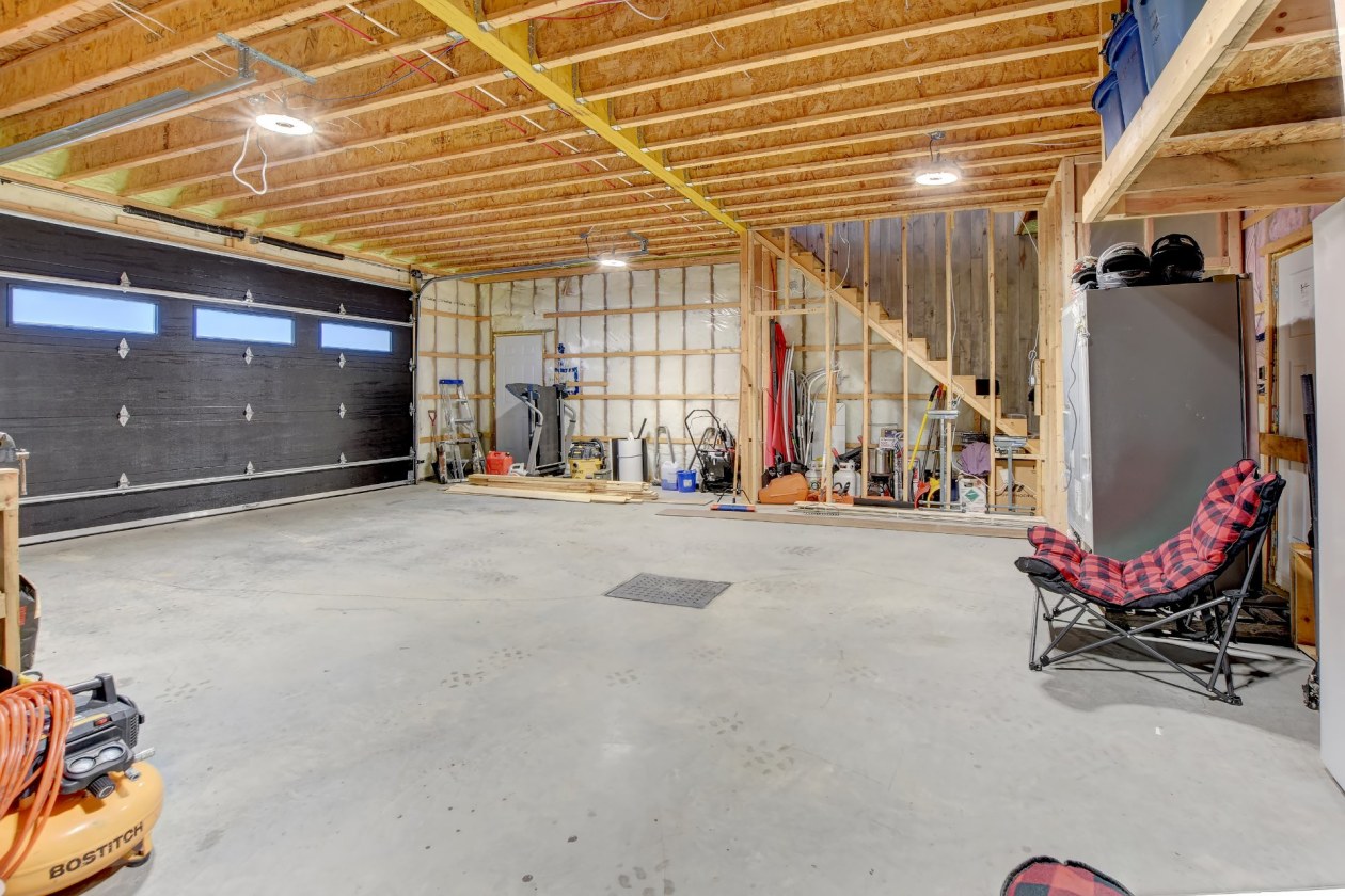Garage — 11, Ch. des Noisettes, Saint-Michel-des-Saints, J0K3B0, Saint-Michel-des-Saints