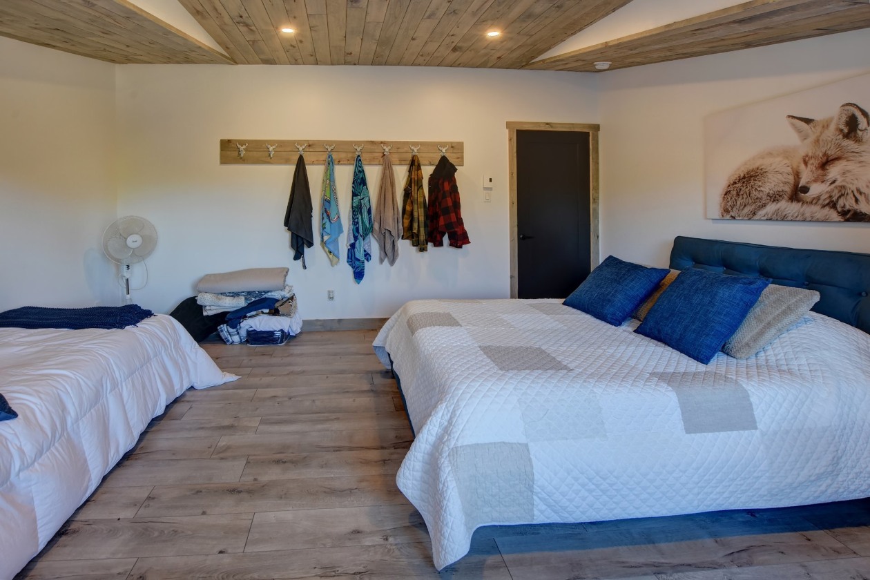 Chambre à coucher — 11, Ch. des Noisettes, Saint-Michel-des-Saints, J0K3B0, Saint-Michel-des-Saints