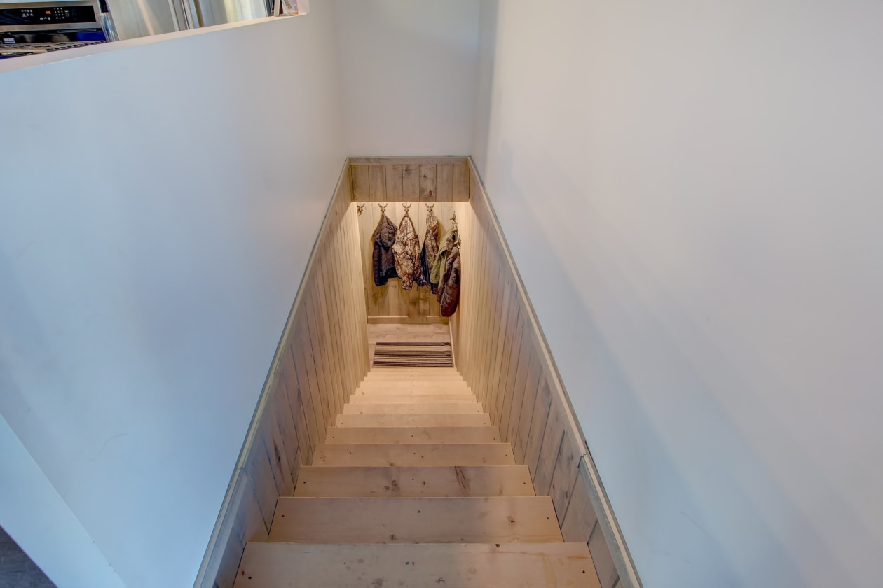 Escalier — 11, Ch. des Noisettes, Saint-Michel-des-Saints, J0K3B0, Saint-Michel-des-Saints