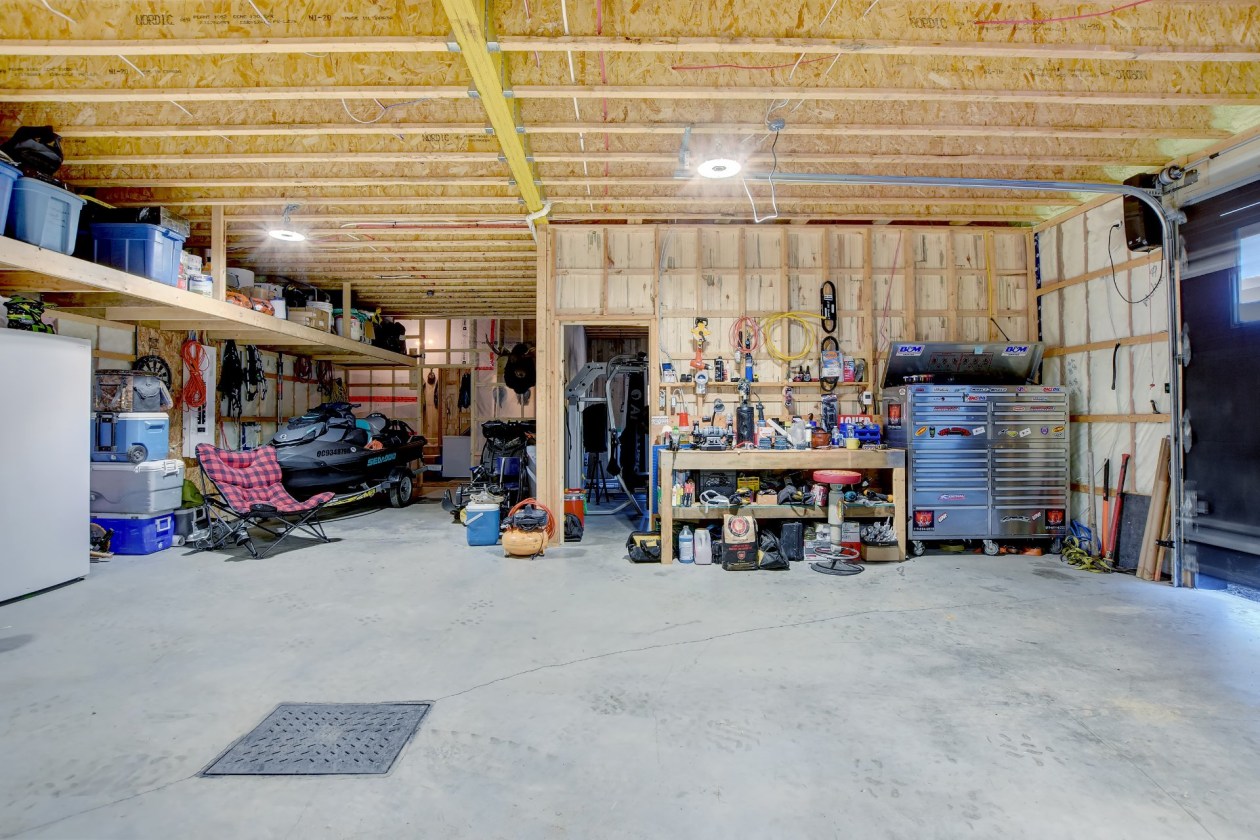 Garage — 11, Ch. des Noisettes, Saint-Michel-des-Saints, J0K3B0, Saint-Michel-des-Saints