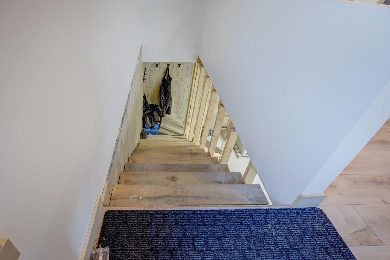 Escalier — 11, Ch. des Noisettes, Saint-Michel-des-Saints, J0K3B0, Saint-Michel-des-Saints