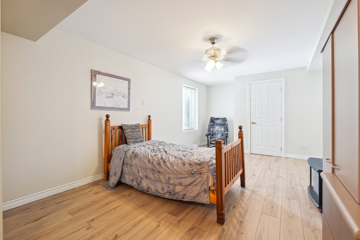 Chambre à coucher — 65, Rue Ste-Anne, L'Épiphanie, J5X3Z9, L'Épiphanie