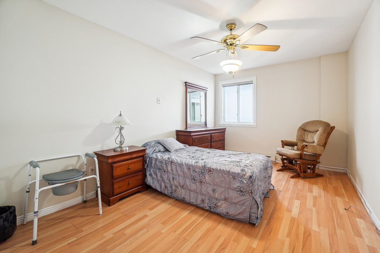 Chambre à coucher — 65, Rue Ste-Anne, L'Épiphanie, J5X3Z9, L'Épiphanie
