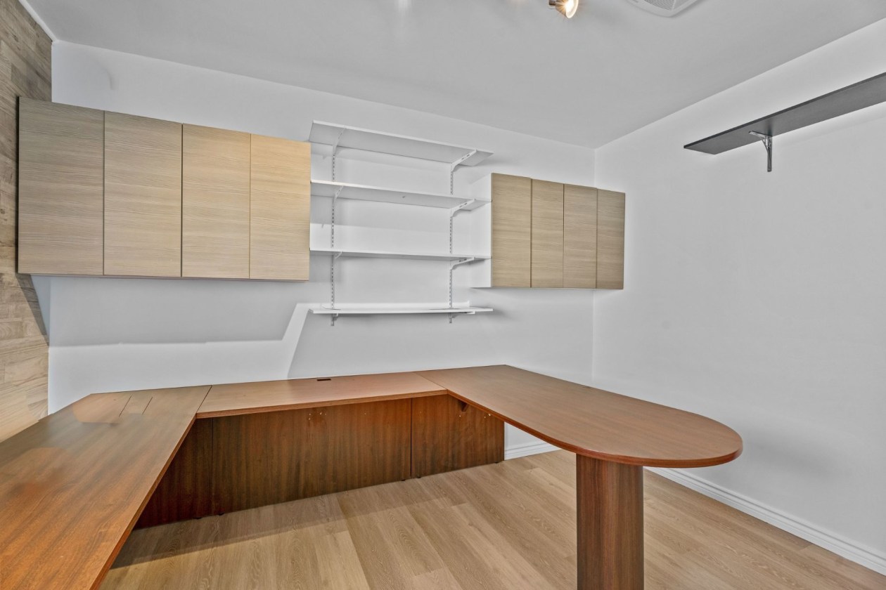 Bureau — 280Z, Rg Montcalm, Saint-Esprit, J0K2L0, Saint-Esprit