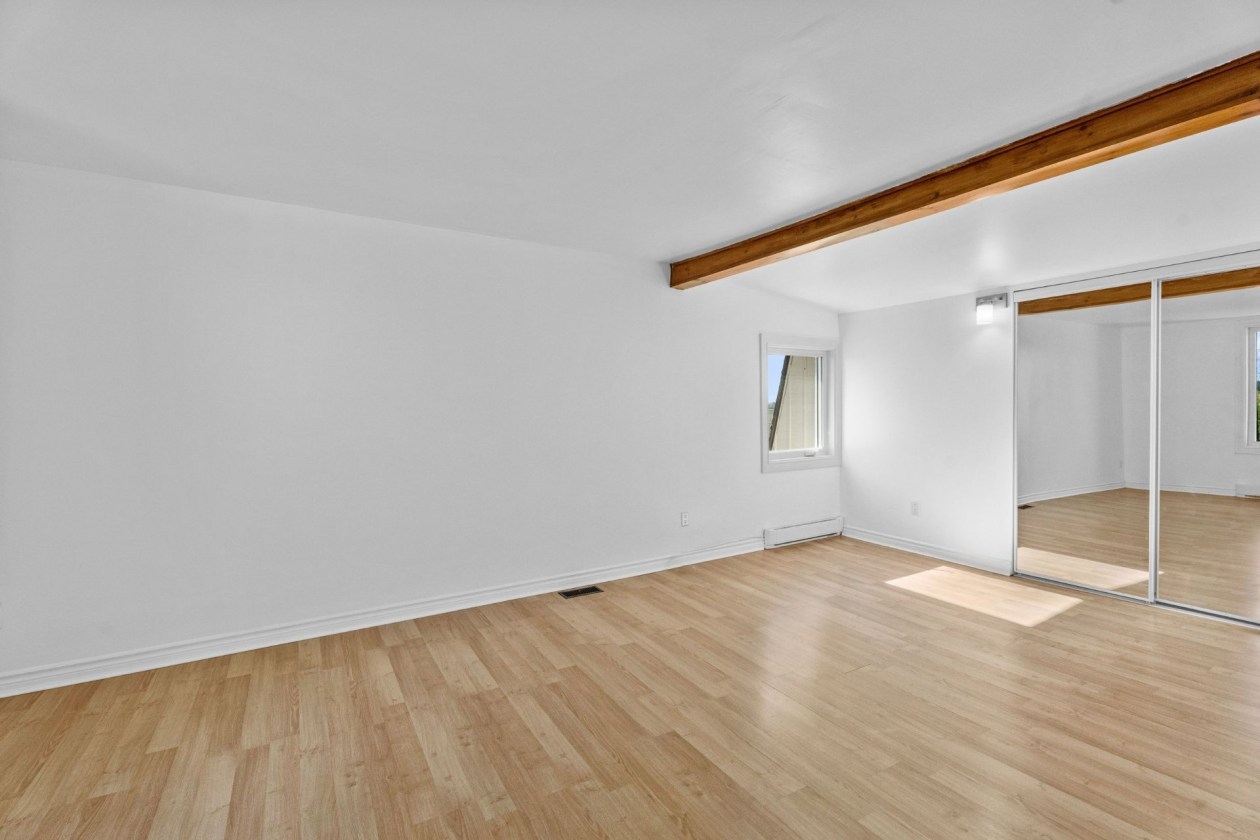 Chambre à coucher principale — 280Z, Rg Montcalm, Saint-Esprit, J0K2L0, Saint-Esprit