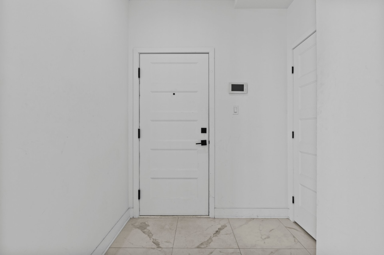 Hall d'entrée — 13225, Boul. du Curé-Labelle, Mirabel, J7J2T3, Mirabel