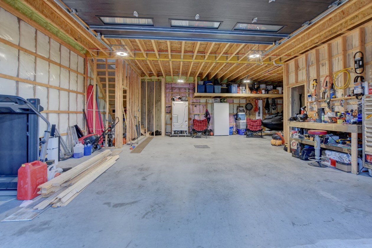 Garage — 11, Ch. des Noisettes, Saint-Michel-des-Saints, J0K3B0, Saint-Michel-des-Saints