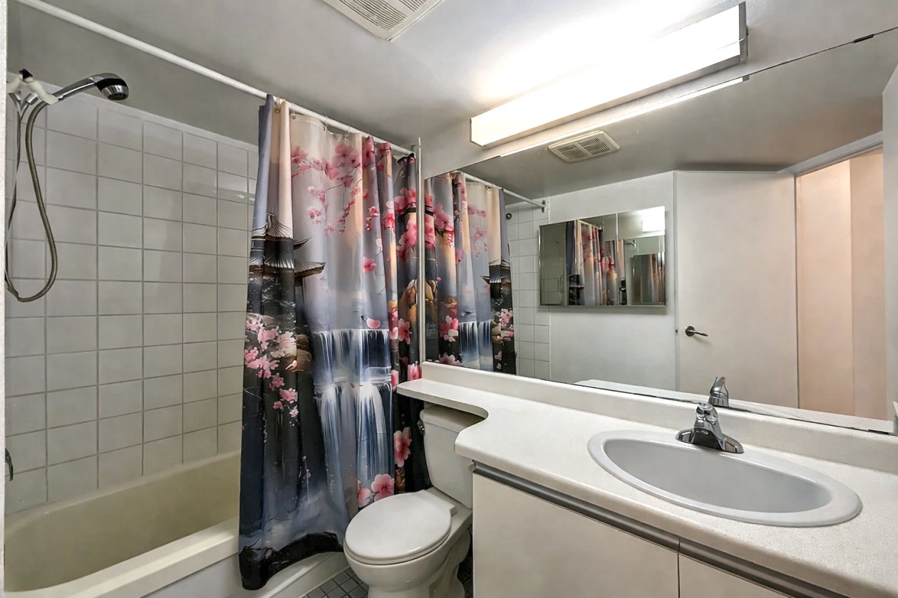 Photo 14 — 10100 Ave. Bois-de-Boulogne, 504, Montreal, H4N 1K7, Montreal