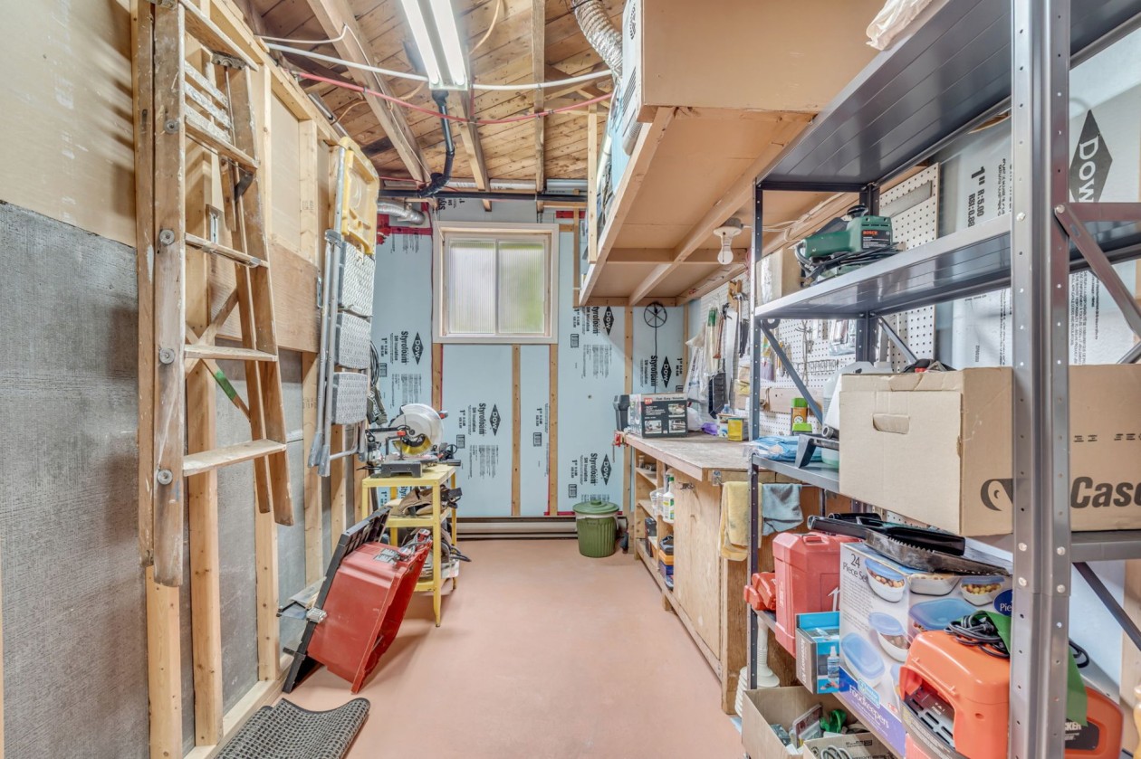 Atelier — 320, Rue des Frênes O., Québec (La Cité-Limoilou), G1L1G8, Québec (La Cité-Limoilou)