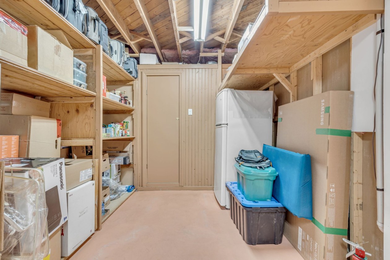 Atelier — 320, Rue des Frênes O., Québec (La Cité-Limoilou), G1L1G8, Québec (La Cité-Limoilou)