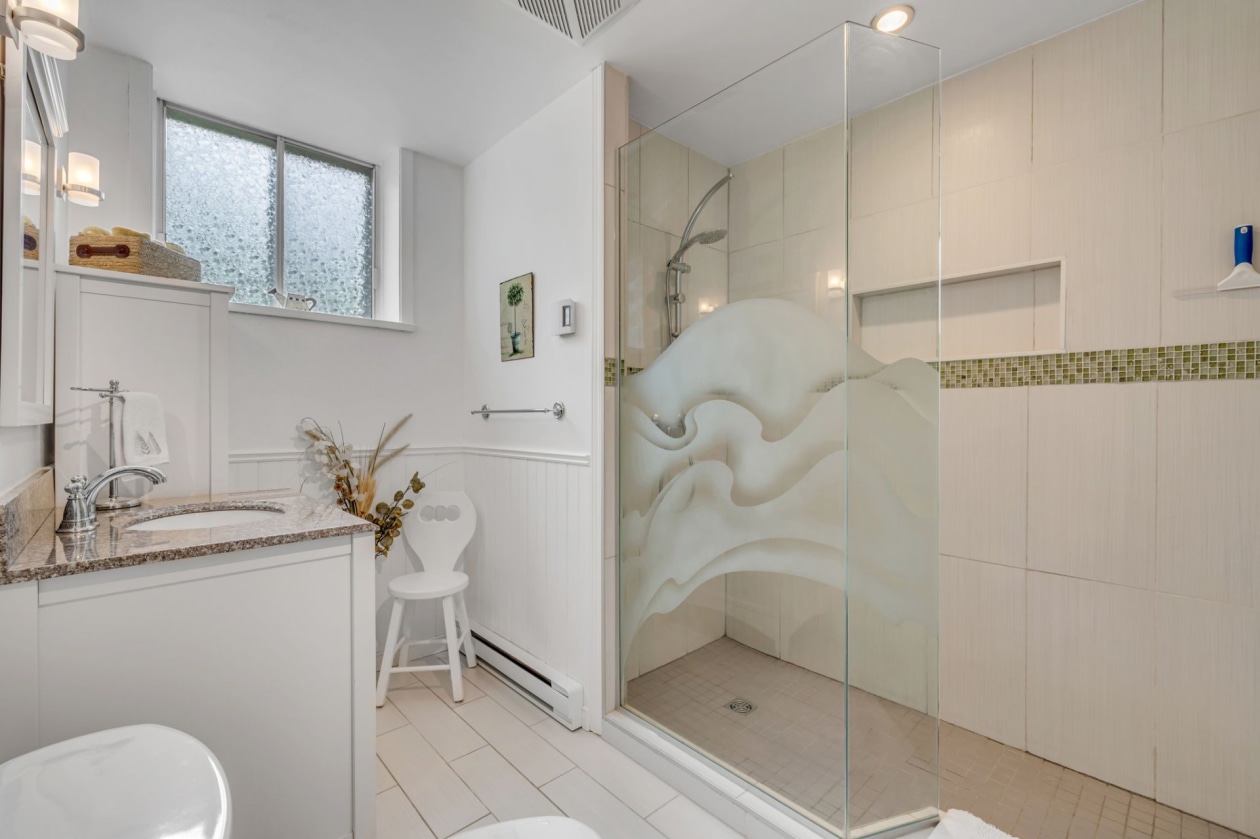 Salle de bains — 320, Rue des Frênes O., Québec (La Cité-Limoilou), G1L1G8, Québec (La Cité-Limoilou)