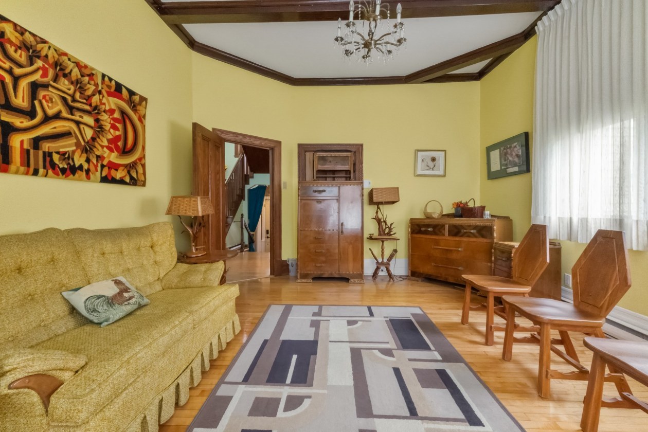 Salle familiale — 530, 44e Avenue, Montréal (Lachine), H8T2K8, Montréal (Lachine)